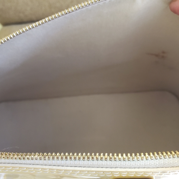 Authentic Louis Vuitton Monogram Alma GM Vernis Leather Handbag - Picture 15 of 15